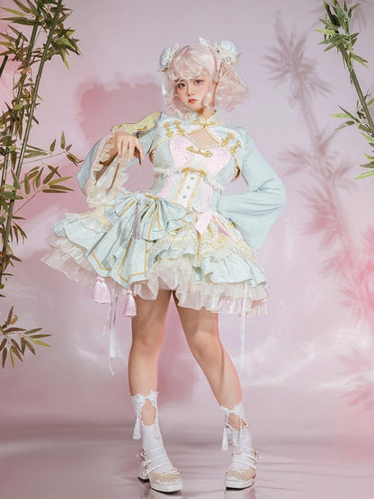 ライトグリーンとピンクのコルセットウエストチーロリータドレス、ウエストに大きなリボン付き