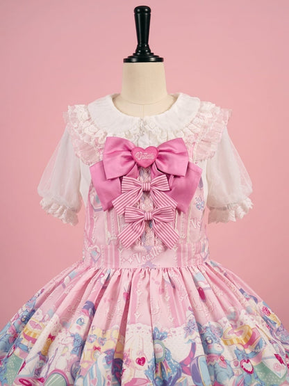 ホワイトとピンクのフリルトリムのピーターパンカラー半袖ブラウス