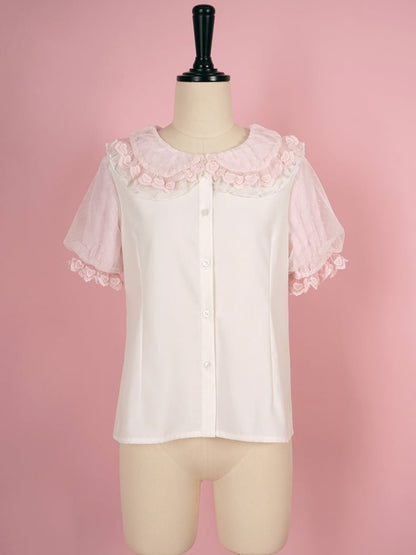 ホワイトとピンクのフリルトリムのピーターパンカラー半袖ブラウス