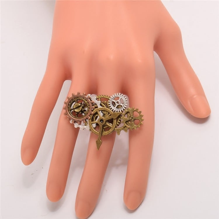 Steampunk-Ring mit Uhr- und Zahnraddesign
