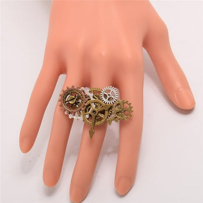 Steampunk-Ring mit Uhr- und Zahnraddesign