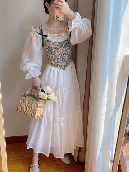 スクープネックの油絵花柄コルセット